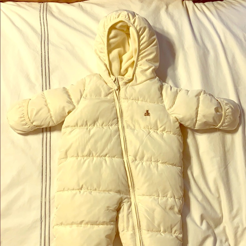 Baby gap snow suit 3-6M